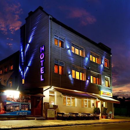 Hotel Mehdjarel シュメン エクステリア 写真