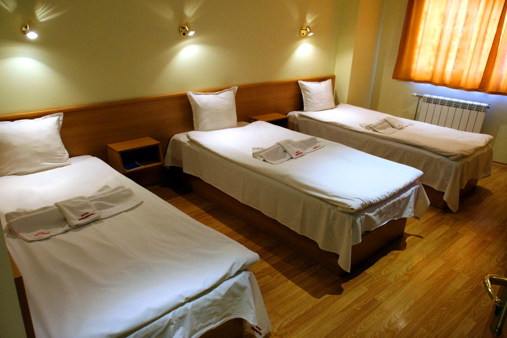 Hotel Mehdjarel シュメン 部屋 写真