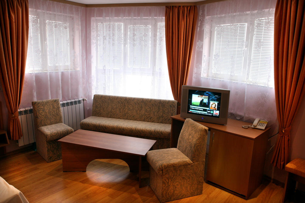 Hotel Mehdjarel シュメン 部屋 写真